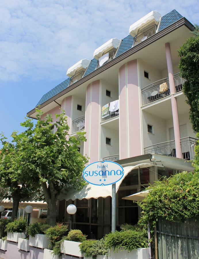 Hotel Susanna Римини Екстериор снимка